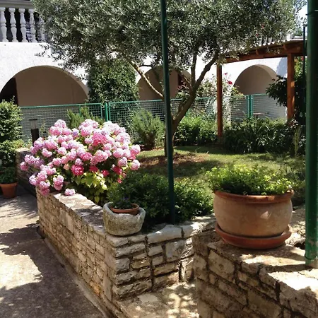 Stinjan, Istria 4 Štinjan