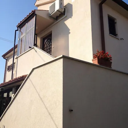 Apartment Stinjan, Istria 4 *